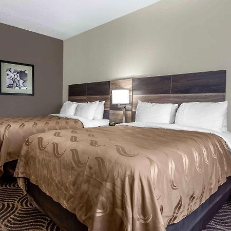 Quality Inn & Suites Солсбері Екстер'єр фото