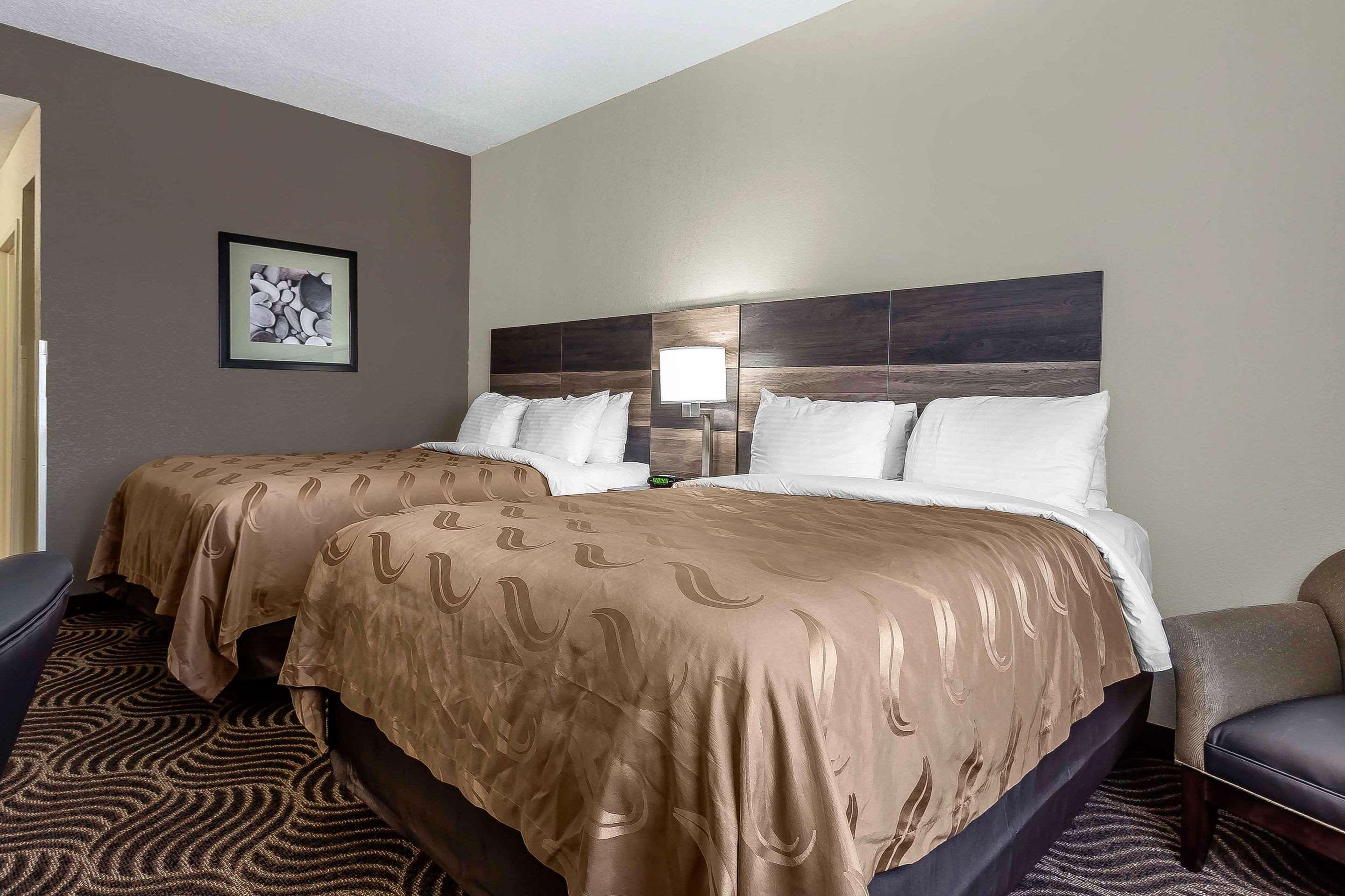 Quality Inn & Suites Солсбері Екстер'єр фото