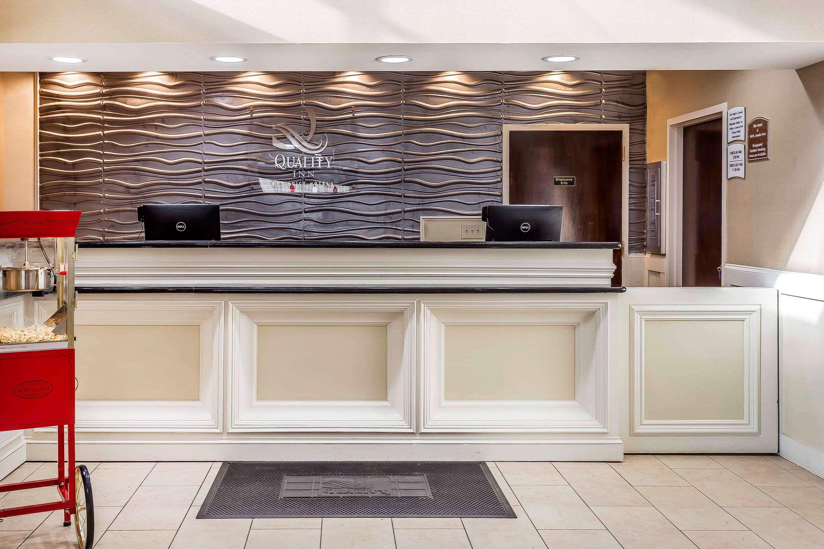 Quality Inn & Suites Солсбері Екстер'єр фото